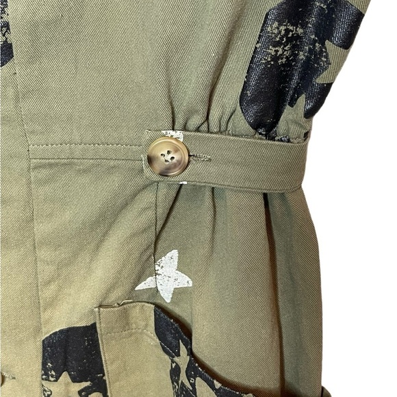 Fantastic Fawn skull and star jumpsuit Green cotton button enclosure size small - Picture 8 of 16